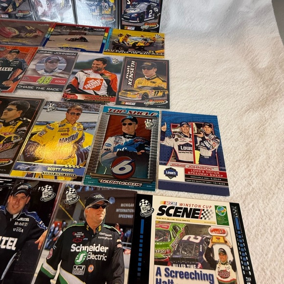 NASCAR Trading cards 28 total, various retired drivers - Picture 5 of 16